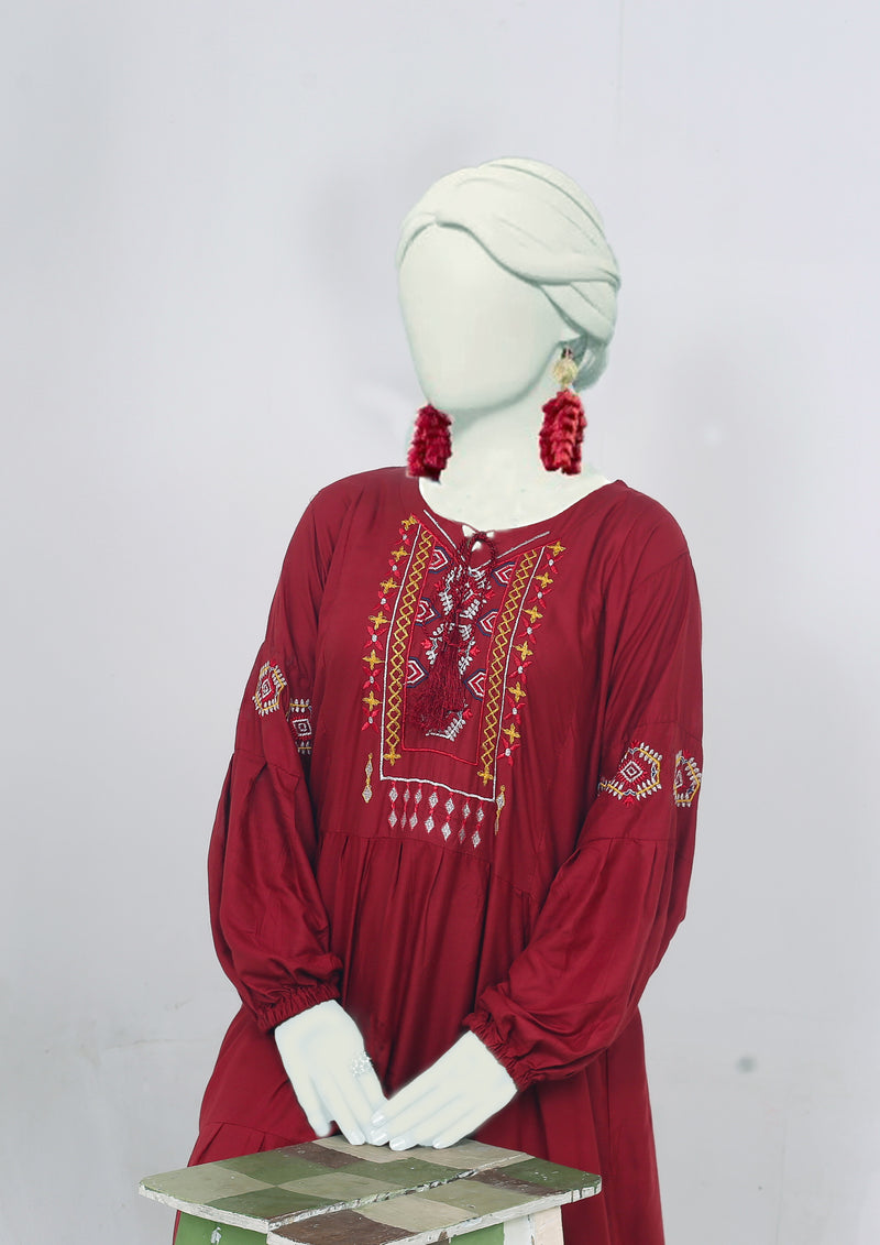 Nazneen Maroon Embroidered Maxy: Two Piece Set in premium linen winter stuff with quality of fabric